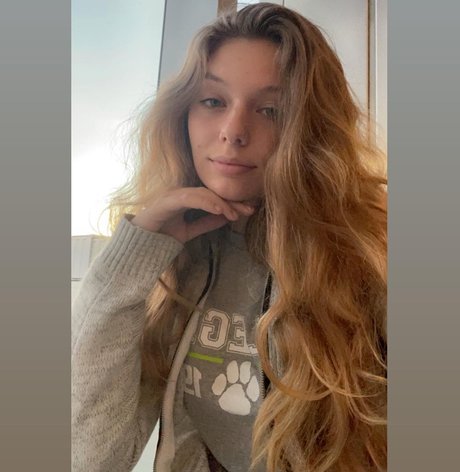 Lydia Renae étoile sympa photos