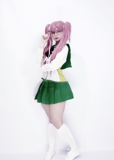 Little mewi art star du porno galerie