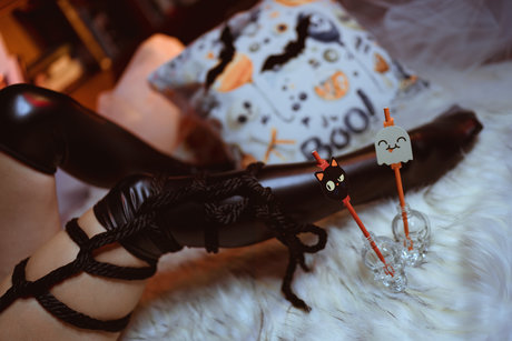 Mochichuu modèles nus des photos