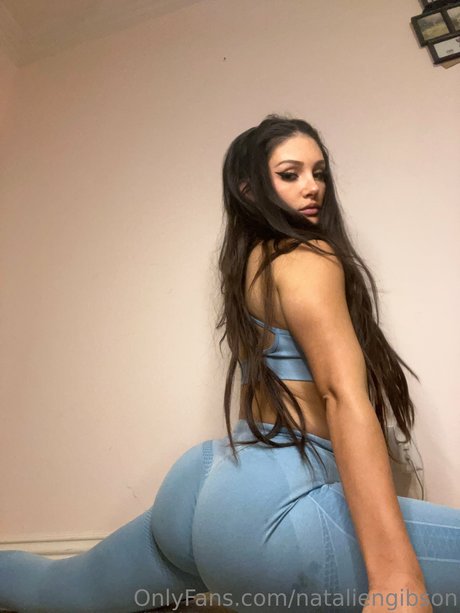 Natalie Gibson étoile nue image