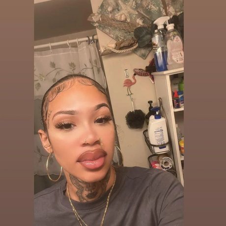 Cynthia Rose_ star du porno chaude archive