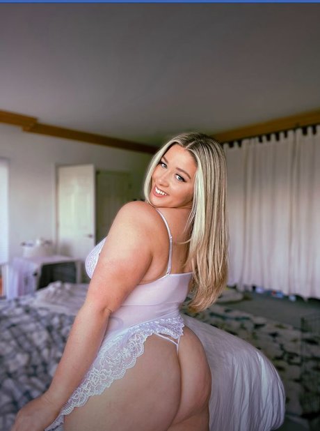 Ellana Bryan étoile chaude images