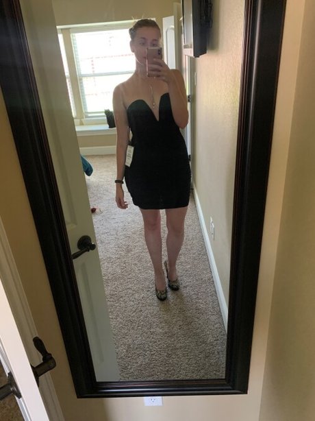 Alanis King haut modèle photo