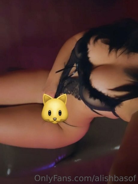 Alishba joli modèle photo