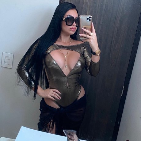 Colombiana Bombshell Mel jolie étoile photos