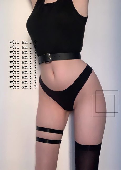 Lepreconnn_ actrice de nus archive