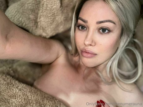 Una star exclusive collection