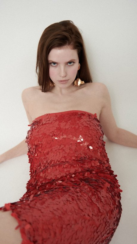 Emily Deyt Aysage modèle gratuit collection