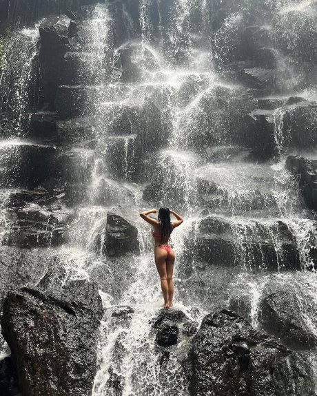 Meilani Kalei étoile de l'art des photos