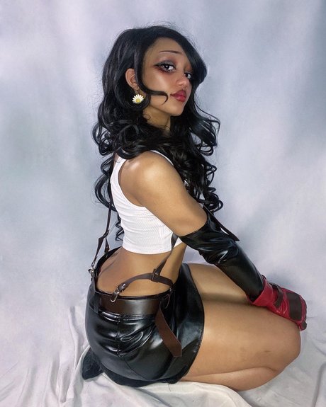 Ladokei Crystal sexe de star du porno images