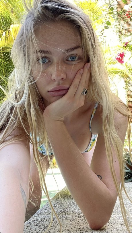 Annika Boron modèles nus archive