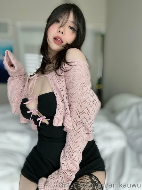 Anikauwu actrice nue collection