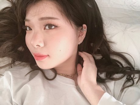 Anikauwu haut de star du porno photos