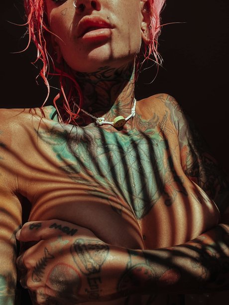 Bantikboy_ star du porno chaude photos