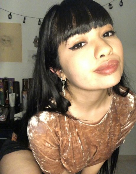 naomieve modèle magnifique galerie