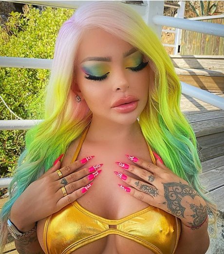 Katja Krasavice star du porno gratuit galeries