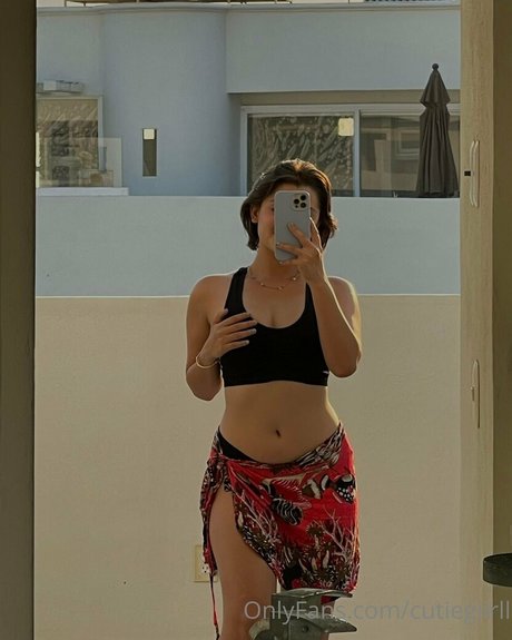 Mariana Castro étoile nue galerie