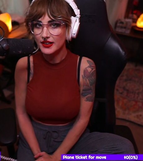 petits seins potelés onlyfans exclusivité de haute qualité image