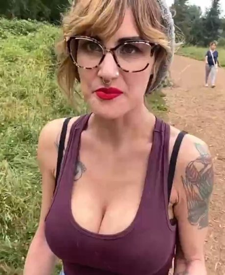 Nagisake actrice chaude photos