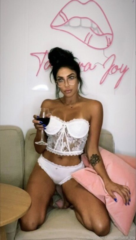 Tamara Joy modèle érotique galeries