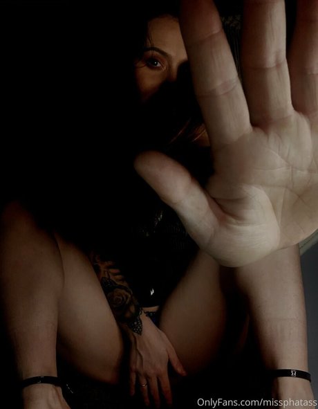 Missphatass modèle pornographique collection
