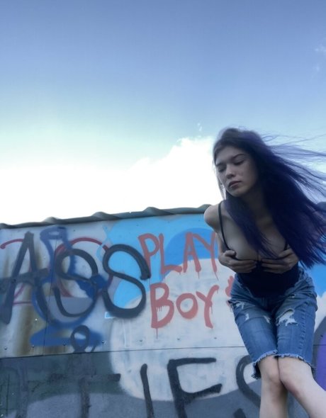 Pale Tattoos star du porno image