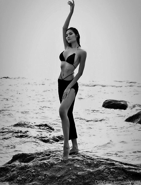 fans du visage uniquement nus gratuits image