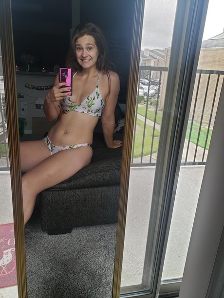 Queen Amber modèle érotique photo