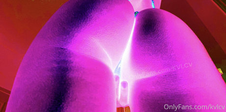 KVLCV modèle exclusif des photos