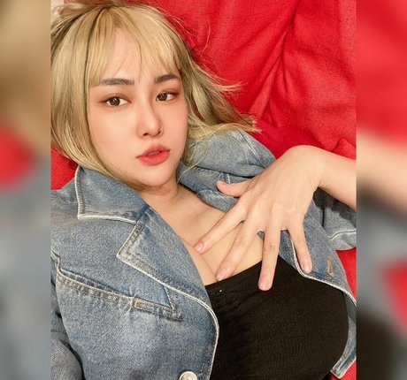 Ma Yourong_ nus de stars du porno photos