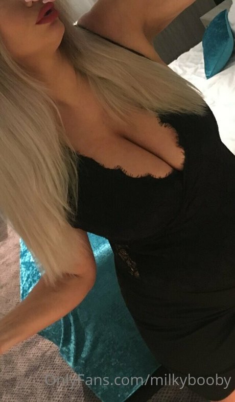 Milkybooby modèle xxx collection