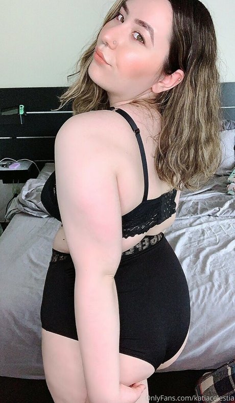 Katia Celestia meilleure étoile images