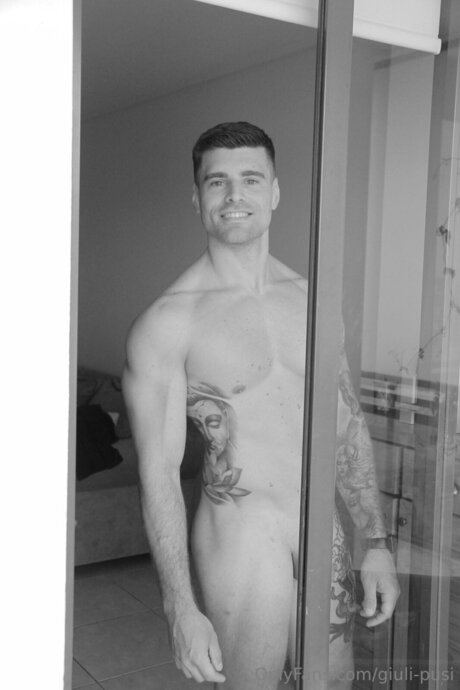 Chulo95 star pornographique img