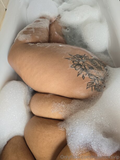 Niabrooksvip étoile adulte galerie