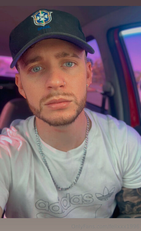 Felixxx1996 modèle de haute qualité img