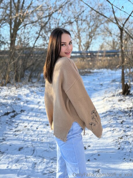 Mary Plays star du porno exclusive photo