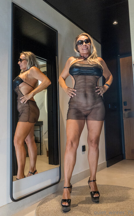 Quiet Winner 76 jolie actrice photo