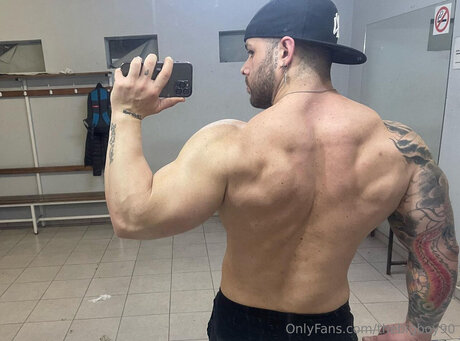 Thebigboy90 sexe star du porno img