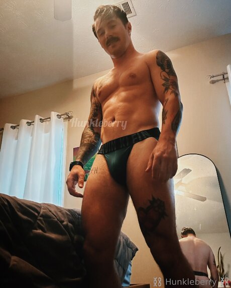 Im Your Hunkleberry beau modèle photos