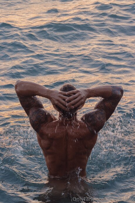 Mainzz jolie star du porno image