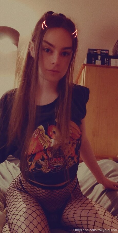 Tokyo Quinn modèle xxx collection