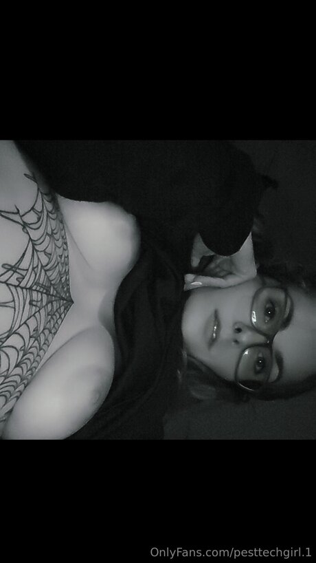 Pesttechgirl 1 star du porno gratuit images