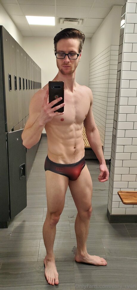 Cory Ryan modèle joli galeries