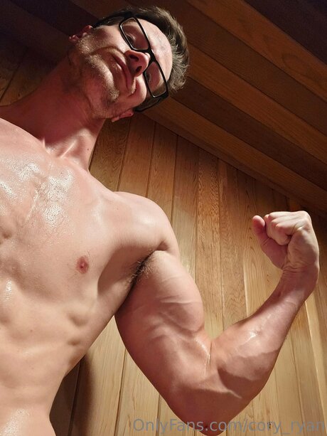 Cory Ryan star exclusive photo