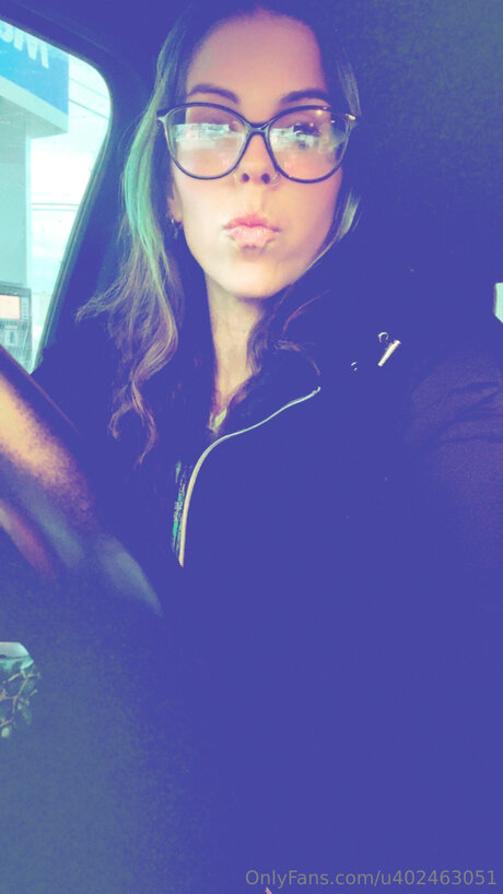 U402463051 actrice érotique photos