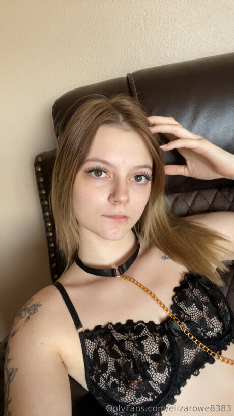 Elizarowe8383 actrice pornographique galerie