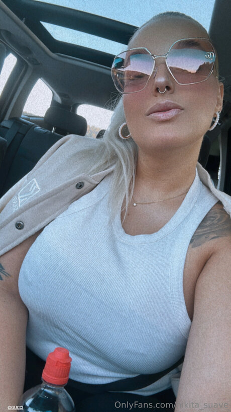 aisselles poilues onlyfans haut gratuit image