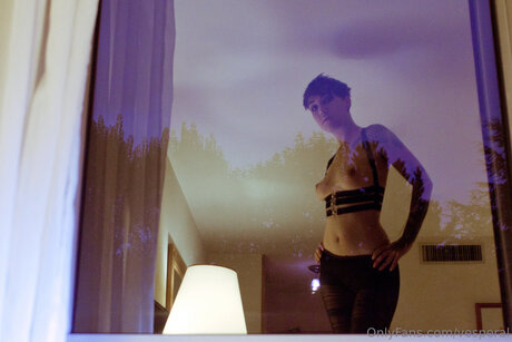 Vesperal haut de star du porno des photos