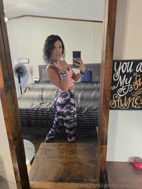 Landscapechick actrice érotique photo