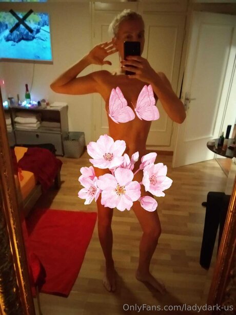 Ladydark Us modèle exclusif galerie